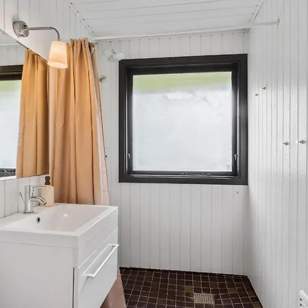 3 Bedroom Pet Friendly In Faaborg