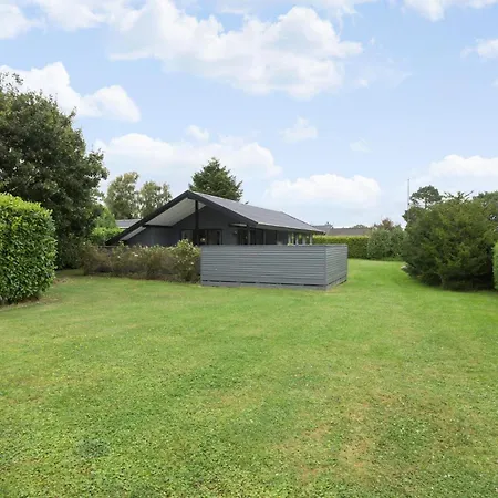 3 Bedroom Pet Friendly In Holiday home Faaborg